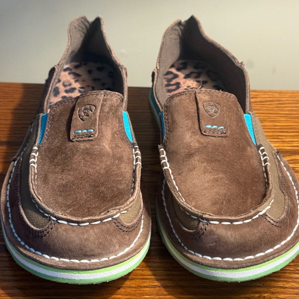 Ariat Women’s Leopard Print Cruiser Shoes size 9.5 NWOT - Picture 10 of 12